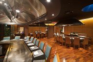鉄板焼「季流」

バースデー特別
鉄板焼コース
お一人様　18,000円
