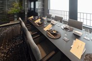 日本料理「大阪 浮橋」

賢木会席
お一人様　14,000円（一般価格 16,000円）
