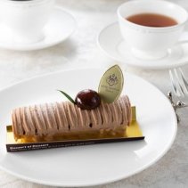 ケーキセット 一般価格：￥2,350から15％OFF！&lt;br&gt;さらに14時までのご来店でミニアイスクリームをサービス！