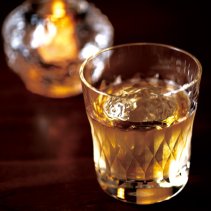 <b>ボトルキープ 一般価格から40％OFF</b>