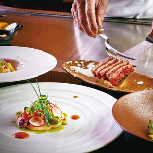 【2025-2026年 忘新年会】&lt;br&gt;フリードリンク付き 鉄板焼プラン