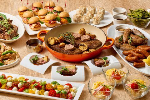 猛暑予想の今夏に、涼しいホテルレストランで乾杯！ 15日間限定 「駅上HOTEL de ビアホール2026 ～ビール×肉～」開催 ホテルシェフ監修のお酒に合う料理が食べ放題&amp;ドリンク約50種類が飲み放題