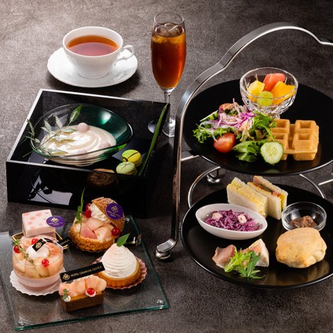 アフタヌーンティーセット ～桃とはちみつ紅茶～ 