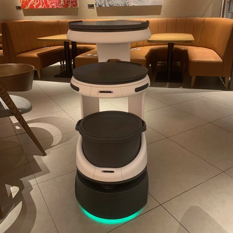 【人にしか出来ないおもてなしを。】 配膳・運搬ロボット「Servi」の導入について