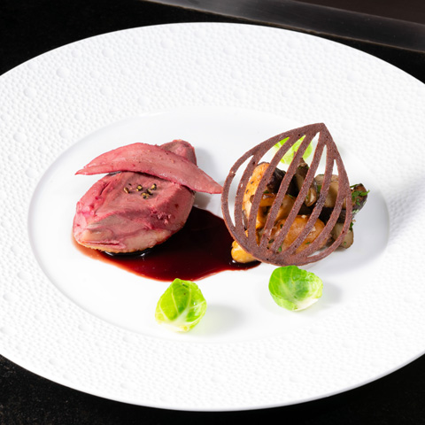 仔鳩 赤ワインソース