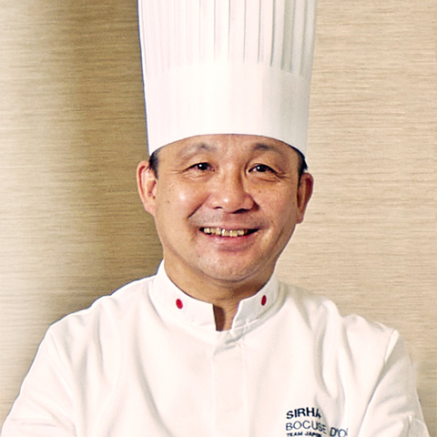 ホテルグランヴィア京都<br>総料理長<br>柏木 健一（かしわぎ けんいち）