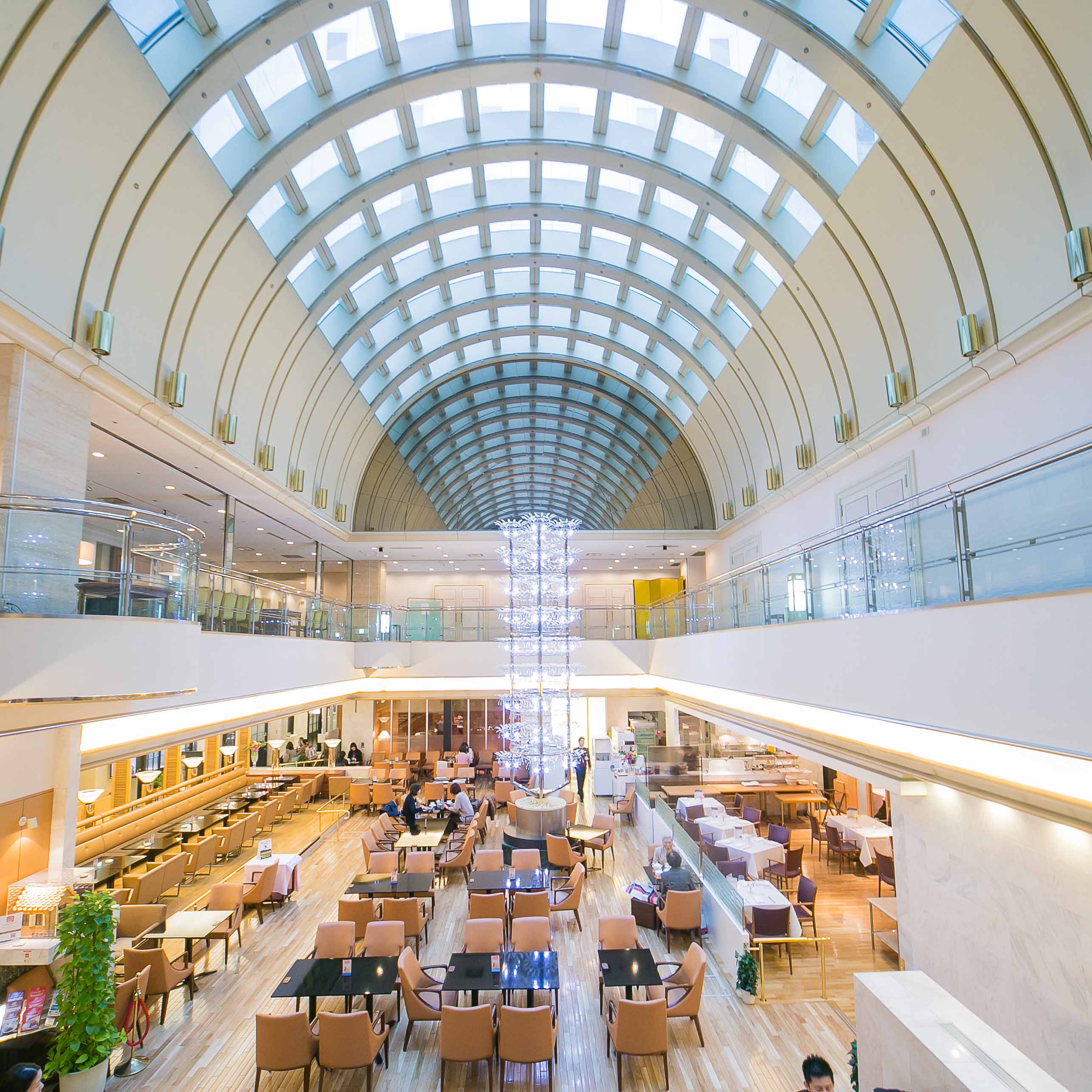 ラウンジ「リバーヘッド」