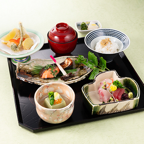 ランチ限定ミニコース「葵」（あおい）：￥4,000