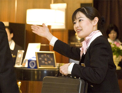 ホテルでお荷物を預けたら、手ぶらでラクラクパークイン